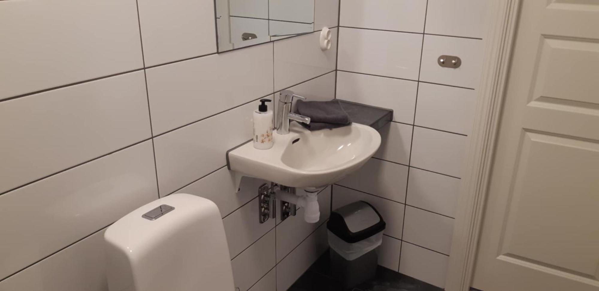 Bjoerkaengs Vandrarhem Tvååker エクステリア 写真