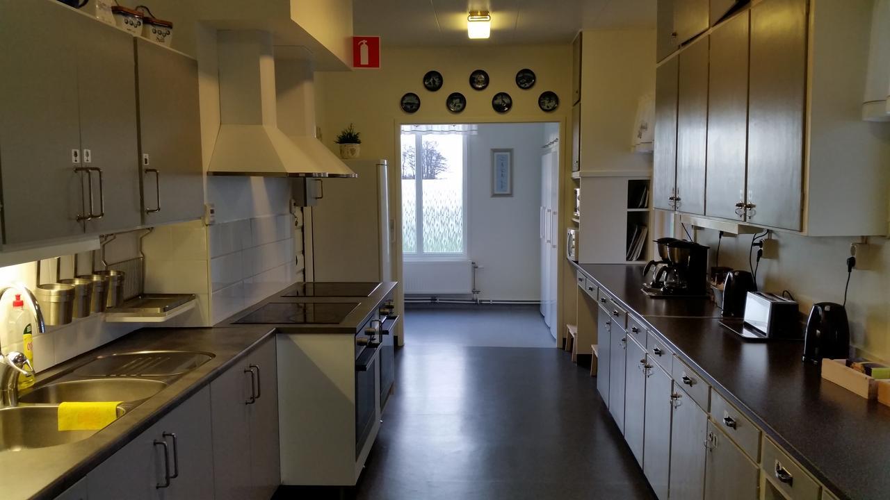 Bjoerkaengs Vandrarhem Tvååker エクステリア 写真